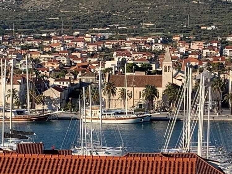 Fresh Apartments Dar Orlic Trogir Luaran gambar