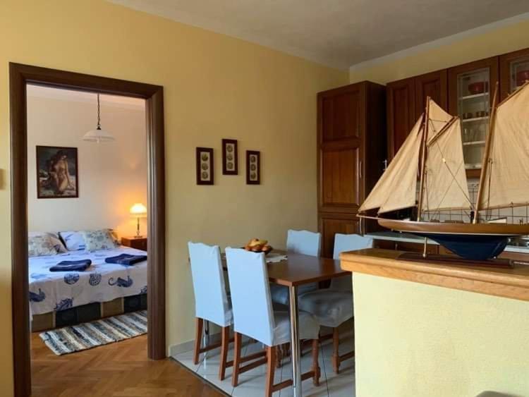 Fresh Apartments Dar Orlic Trogir Luaran gambar