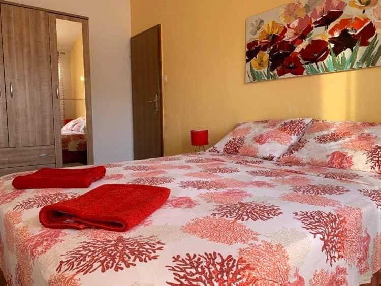 Fresh Apartments Dar Orlic Trogir Luaran gambar